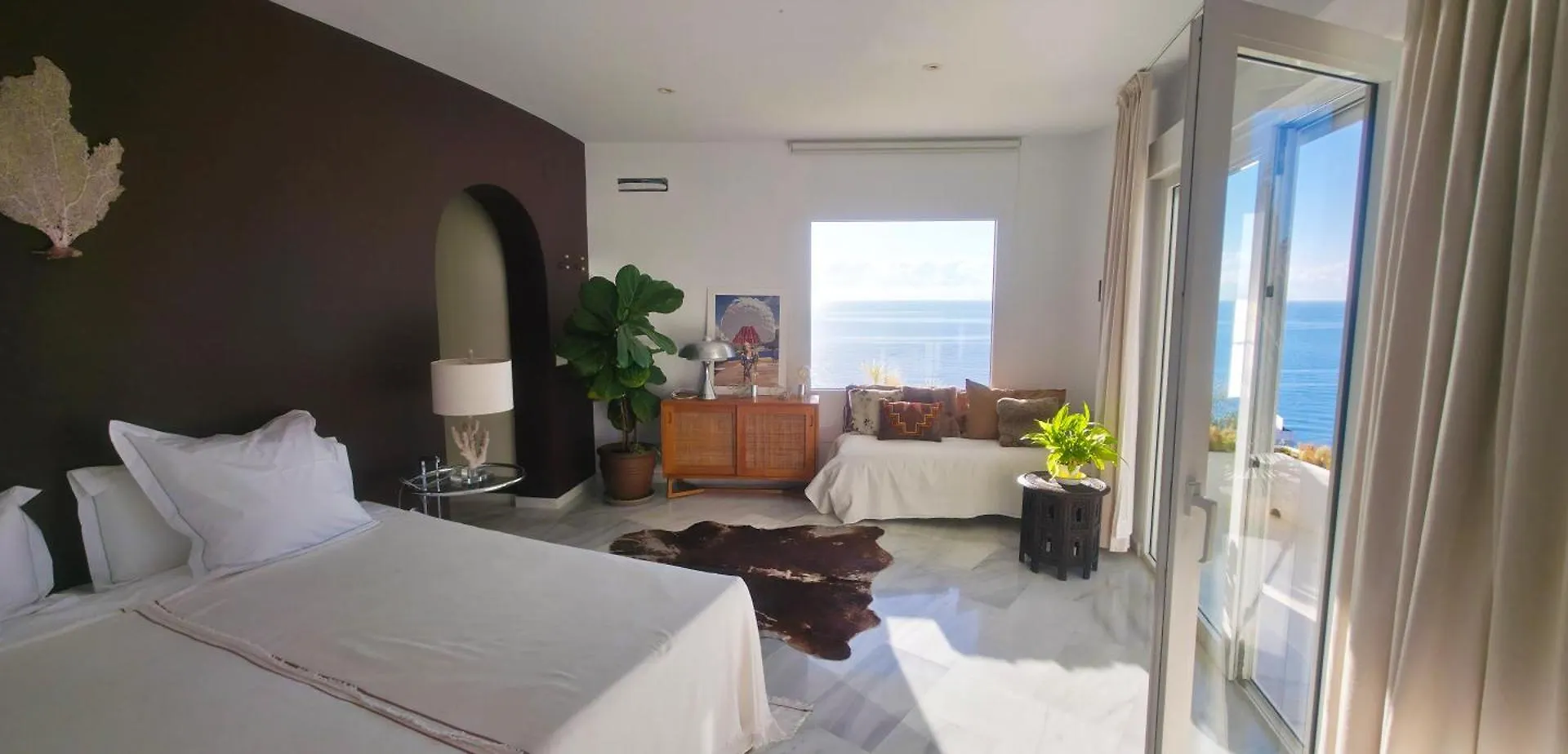 Villa R7- Luxury With Ocean Views 베날마데나코스타