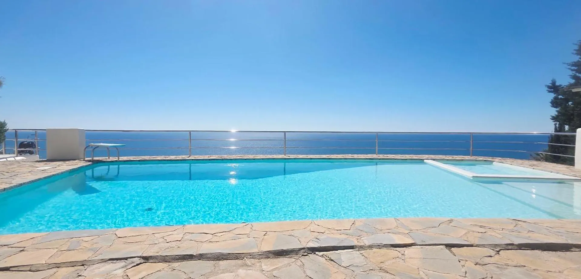 Villa R7- Luxury With Ocean Views 베날마데나코스타