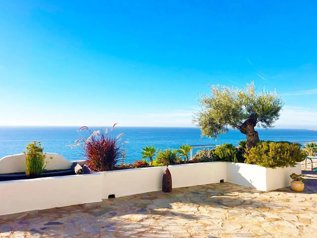 Villa R7- Luxury With Ocean Views 베날마데나코스타 0*,  스페인