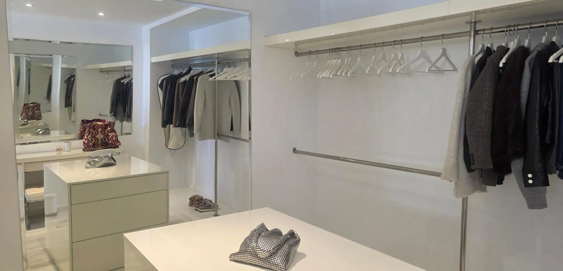 Villa R7- Luxury With Ocean Views 베날마데나코스타