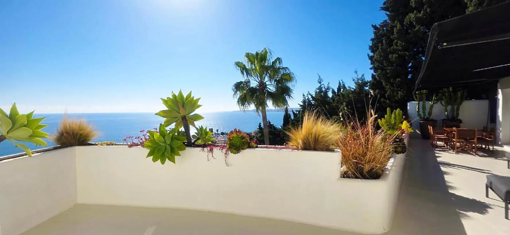 Villa R7- Luxury With Ocean Views 베날마데나코스타